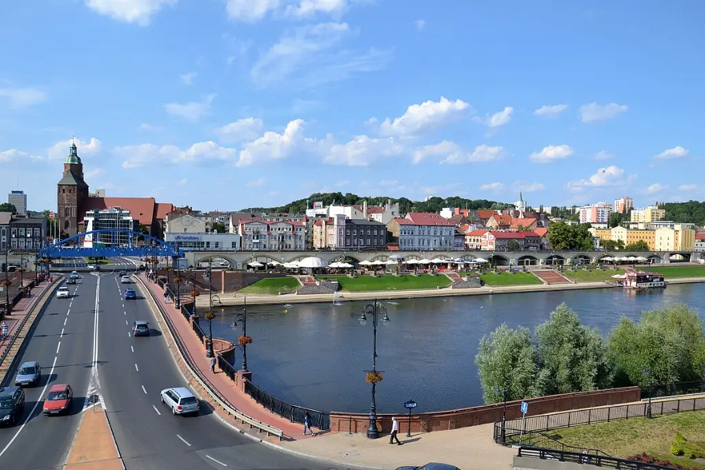 Comfortline.md în Gorzów Wielkopolski – călătorii confortabile dintr-un oraș verde spre Europa. Siguranță și relaxare garantate.