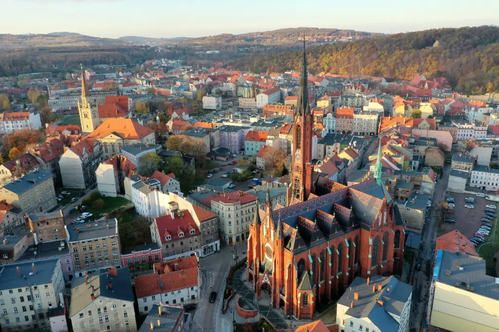 Comfortline.md în Wałbrzych – transport dintr-un oraș de poveste spre Europa. Călătorește relaxat și în siguranță.